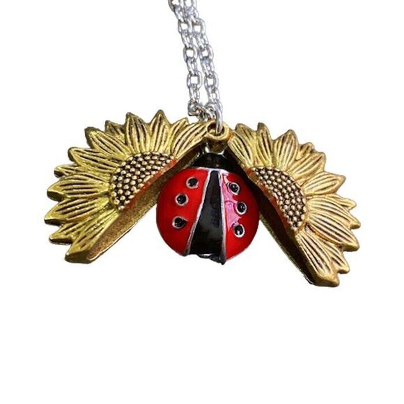 NEW Cute Gold Sunflower Opens to Red Ladybug Locket Necklace Gardening Summer - Picture 3 of 7